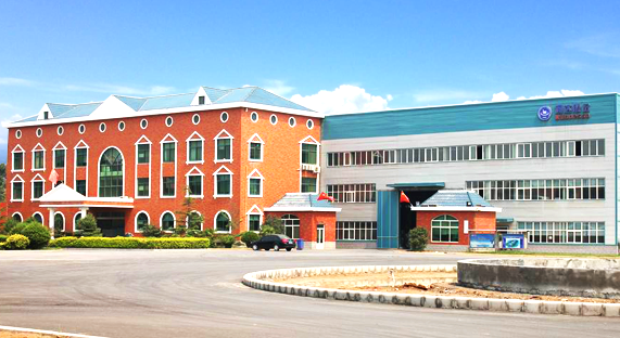 河南省工信廳宣布了2023年河南省制造業(yè)頭雁企業(yè)和重點(diǎn)培育企業(yè)的名單。在這份備受矚目的名單中，河南通達(dá)電纜股份有限公司脫穎而出，榮獲2023年河南省制造業(yè)頭雁企業(yè)的殊榮。
